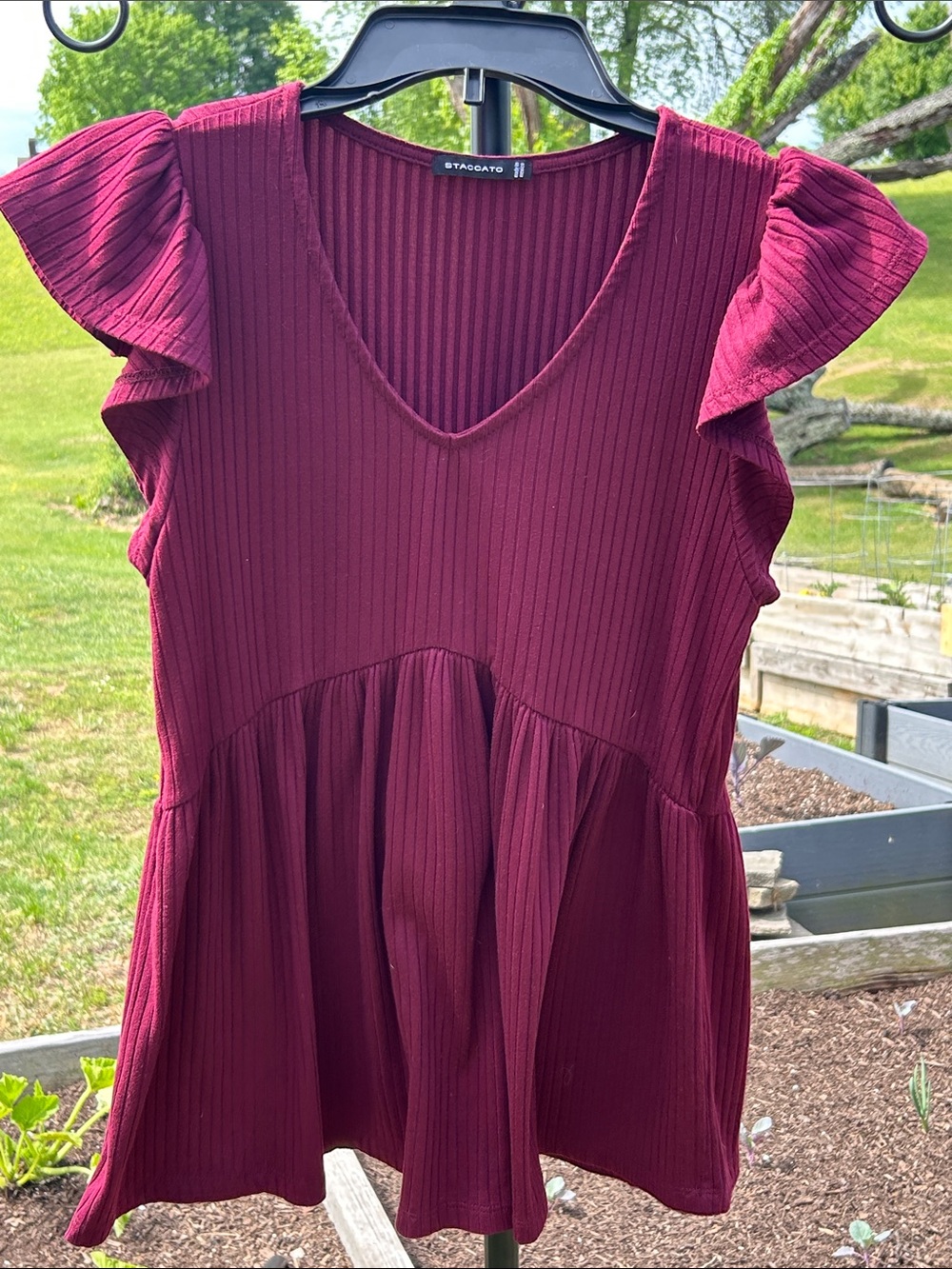 Staccato Women's Maroon Ribbed V-Neck Flutter Sleeve Tunic